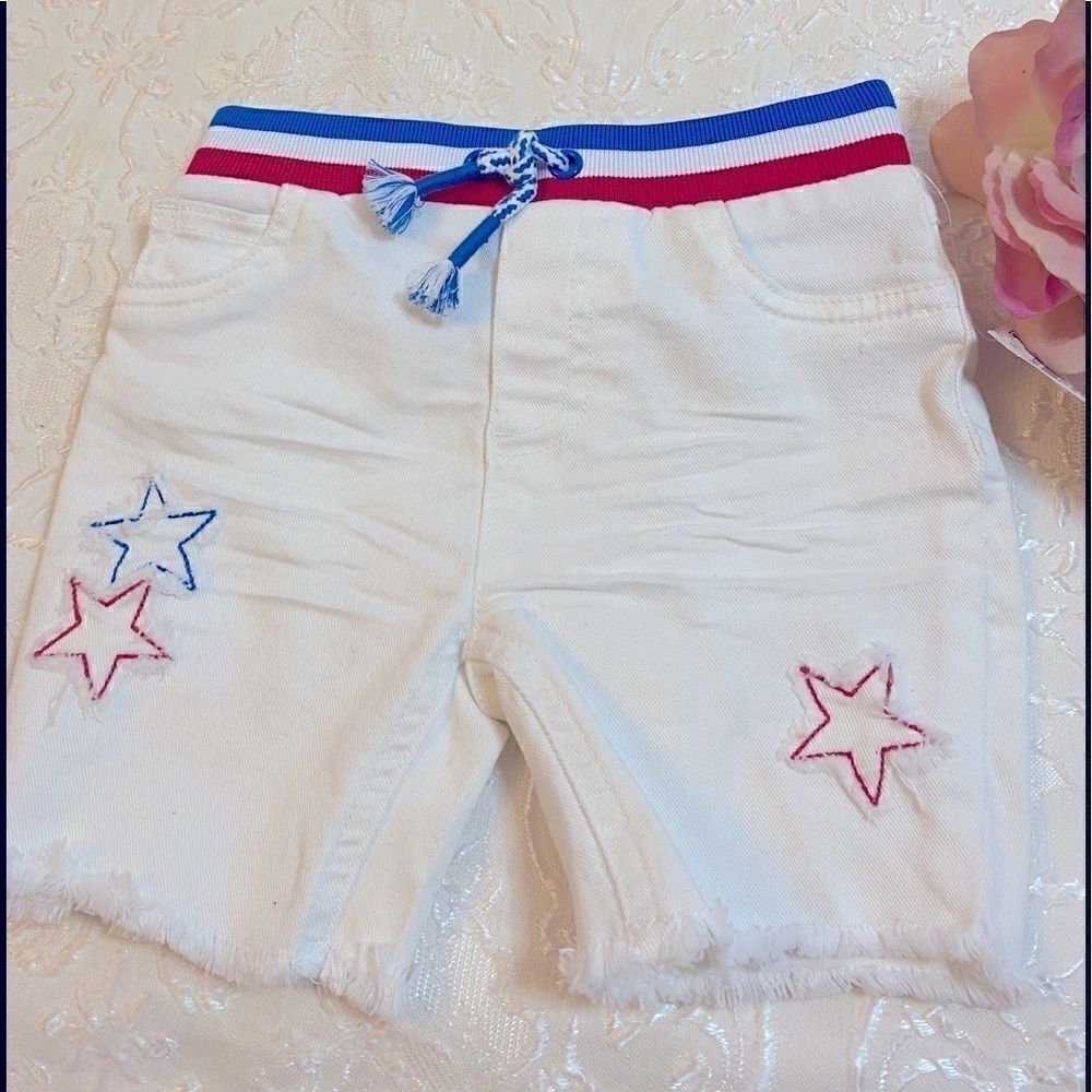 🌹First impression white baby shorts 12 Months